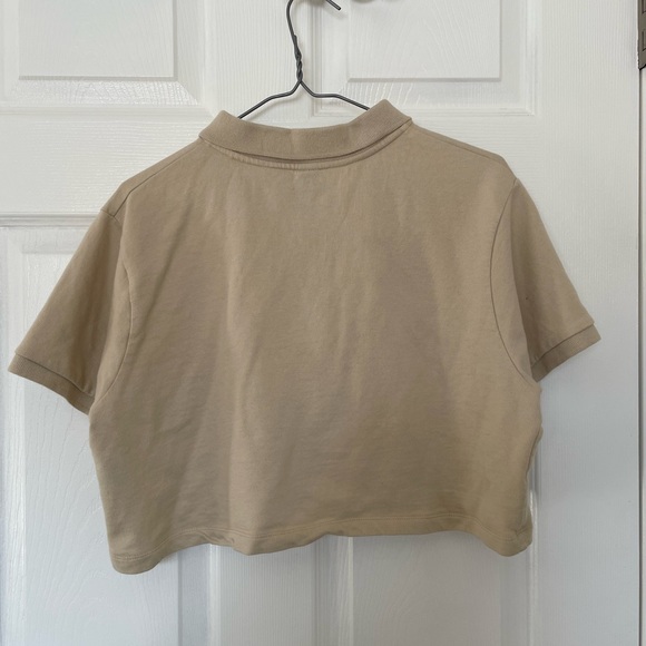 High cropped collared tee - Picture 2 of 3